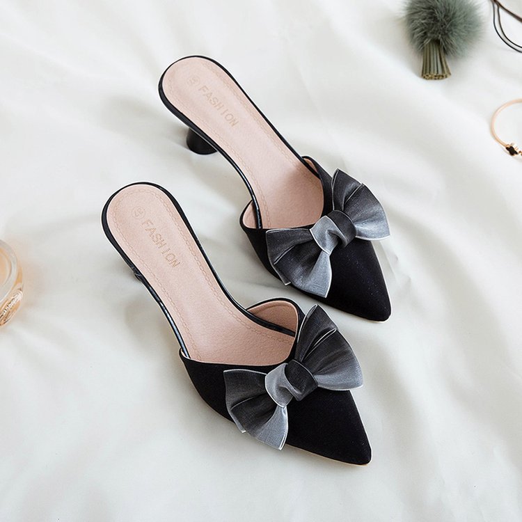 Pointed-toe bowknot high heel sandals for women in elegant design, showcasing stylish straps and a sleek silhouette.